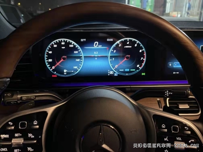 21款奔驰GLS450 3.0T 美版 7座/全景/20轮 现价112万