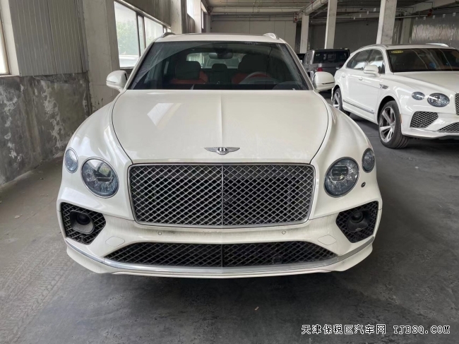 21款美规宾利添越 4.0 V8 顶级配置 天津港口现车只需295万