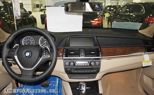 2014款宝马X6美规版 天窗/19轮/电尾门现车73万