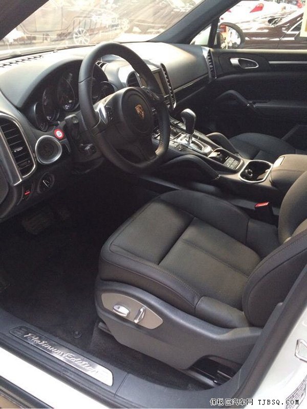 2014款保时捷卡宴3.6铂金版 全景/轻便舒适包92万起