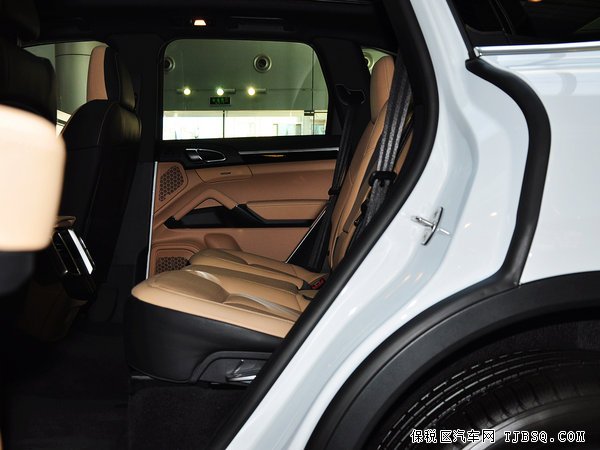 2015款进口保时捷卡宴3.6L 美规版畅享顶级座驾