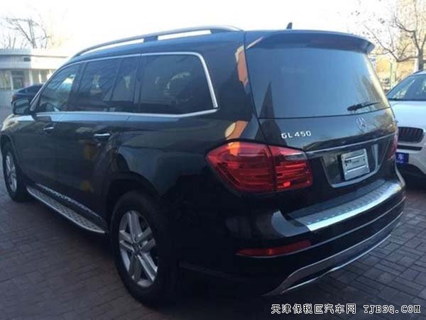 2015款奔驰GL450现车报价 一降到底自贸区热卖