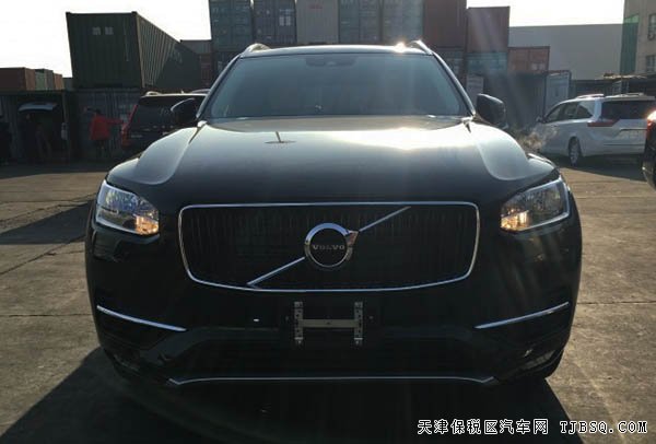 2016款沃尔沃XC90加规版2.0T 19轮/液晶仪表现车59万起