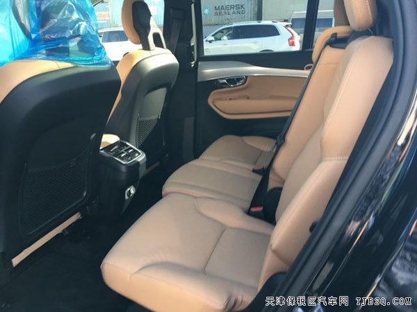 2016款沃尔沃XC90加规版2.0T 19轮/液晶仪表现车59万起