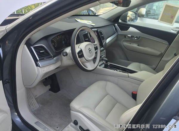 2016款沃尔沃XC90加规版 2.0T七座现车惠报价