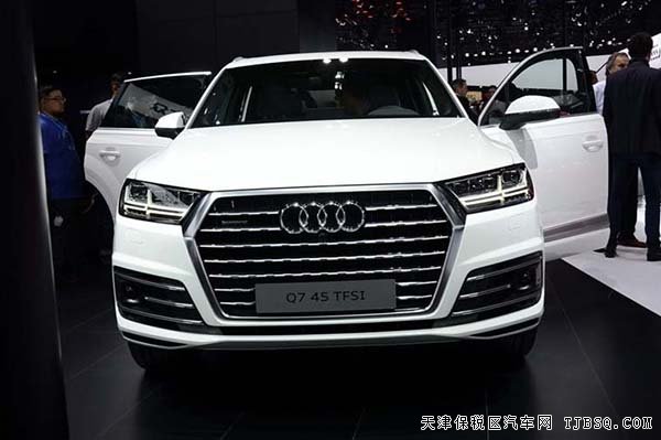 2016款奥迪Q7欧规3.0T 天津自贸区现车享折扣