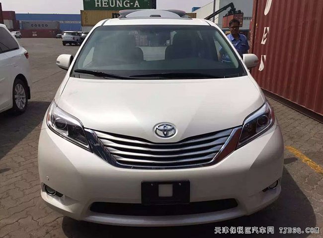 2016款丰田塞纳3.5L加规版MPV 四驱版商务现车47.5万起