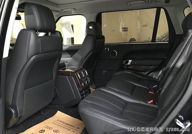 16款路虎揽胜3.0T行政美规版 天津港现车惠报价