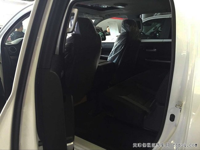 2016款丰田坦途5.7L美式皮卡 SR5版现车优惠促销