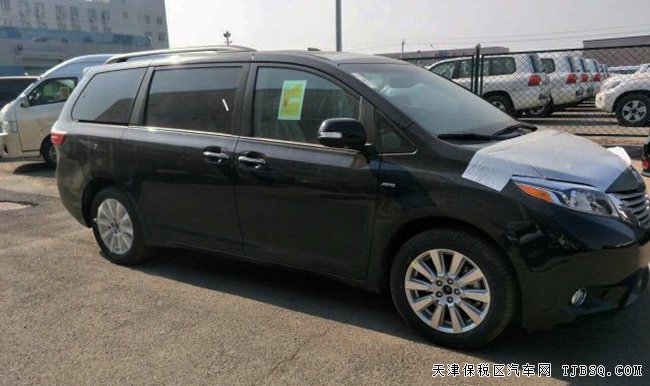 2017款丰田塞纳3.5L两驱版MPV 平行进口车报价41.2万起