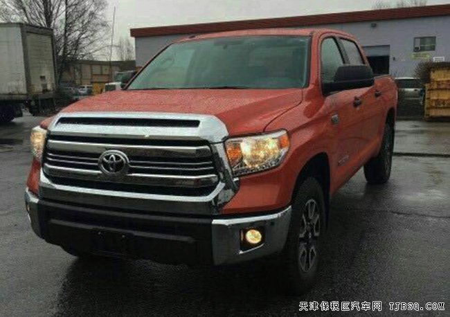 2017款丰田坦途5.7L SR5版皮卡 平行进口车44万优惠呈现