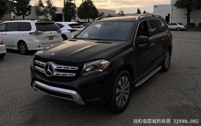 2017款奔驰GLS450美规版 灯包/外观包/辅助包现车107万