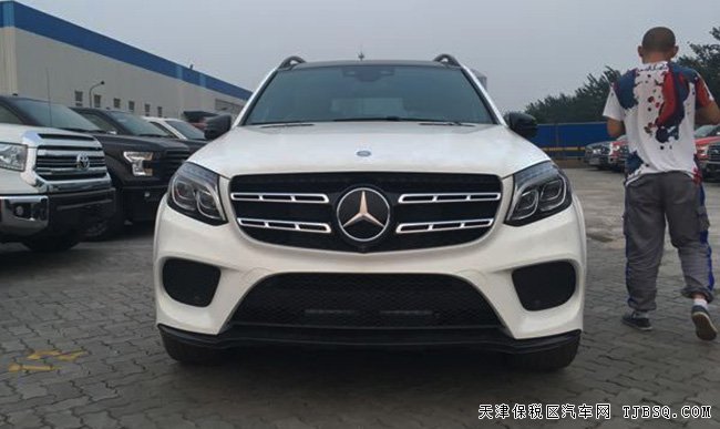 2017款奔驰GLS450加规版 高级包/驾驶辅助包现车129万购