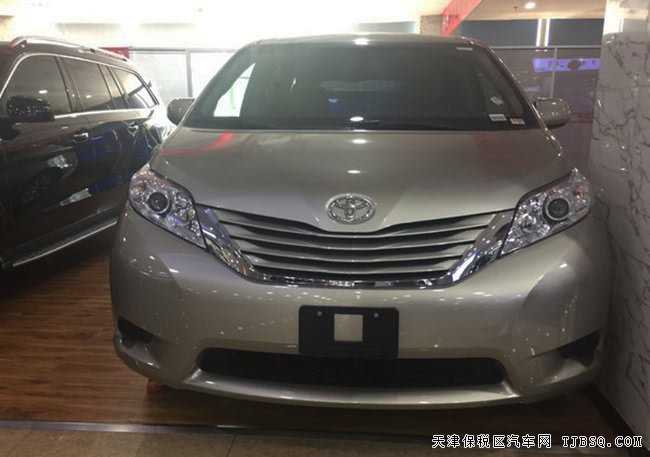 2017款丰田塞纳3.5L商务MPV 四驱标配现车劲惠来袭