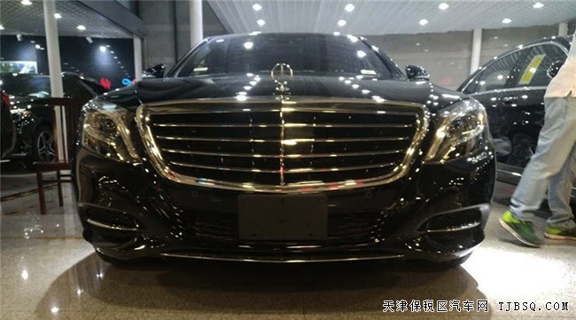 2017款奔驰S550E混合动力版 混动S级现车享折扣