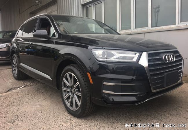 2017款奥迪Q7加规版七座SUV 20轮/全景现车68万震撼让利