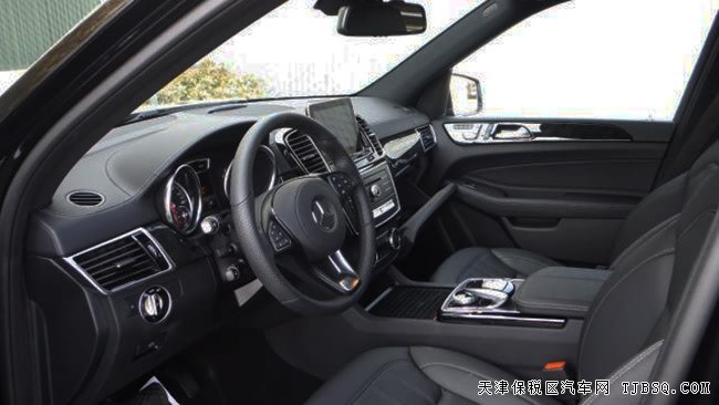 18款奔驰GLS450美规版 全景天窗/灯包/P01包现车107.5万