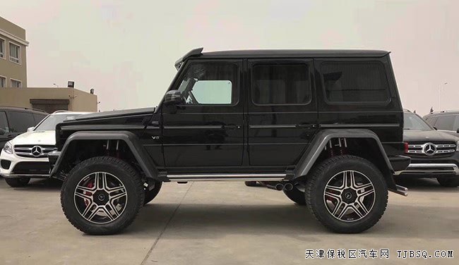 2018款奔驰G500 4x4版 22轮/红卡钳/天窗现车360万钜惠