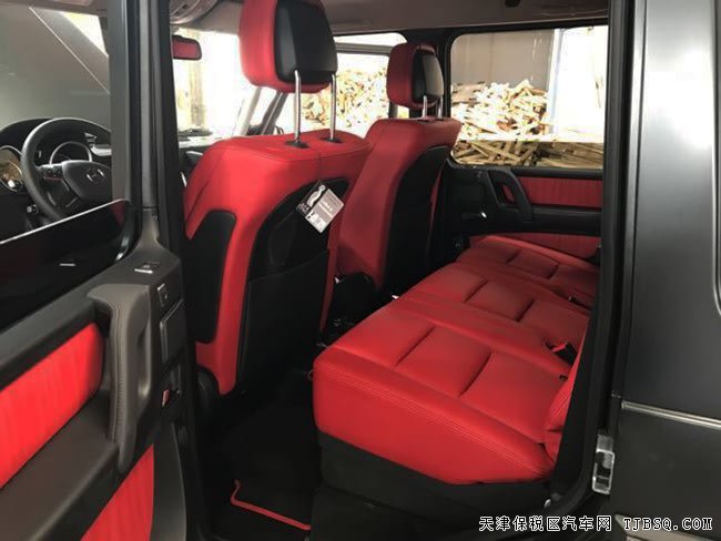 17款奔驰G550加规版 Designo真皮/19AMG熏黑轮现车183万