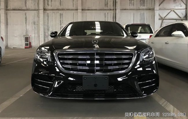 2018款奔驰S560加规版 豪华包/AMG运动包/雷测现车175万