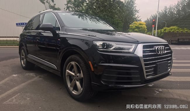 2018款奥迪Q7加拿大版 S-line包/全景天窗/7座现车71万