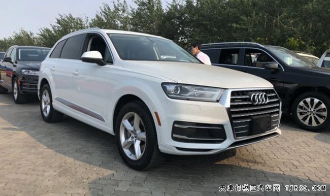 2018款奥迪Q7加规版 全景天窗/7座/手写板现车62万惠购