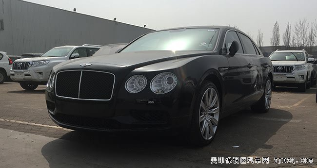 2017款宾利飞驰V8S欧规版 21轮/舒适包/红卡钳现车278万