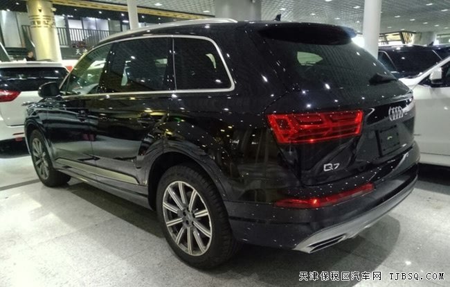 2018款奥迪Q7加拿大版 20轮/七座/全景天窗现车58.5万起