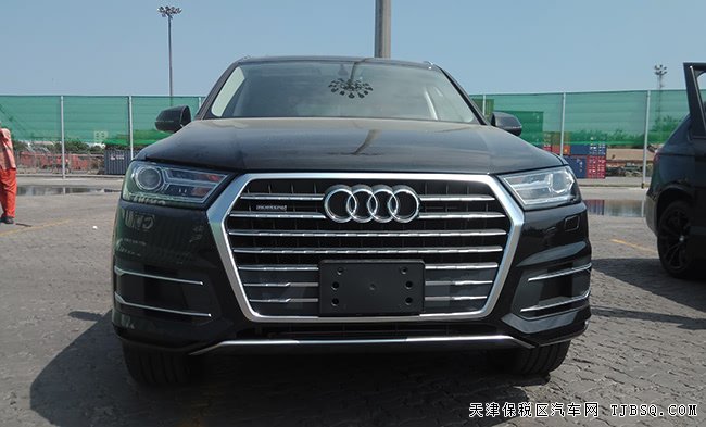 2018款奥迪Q7加规版2.0T 导航/倒影/全景天窗现车57.5万