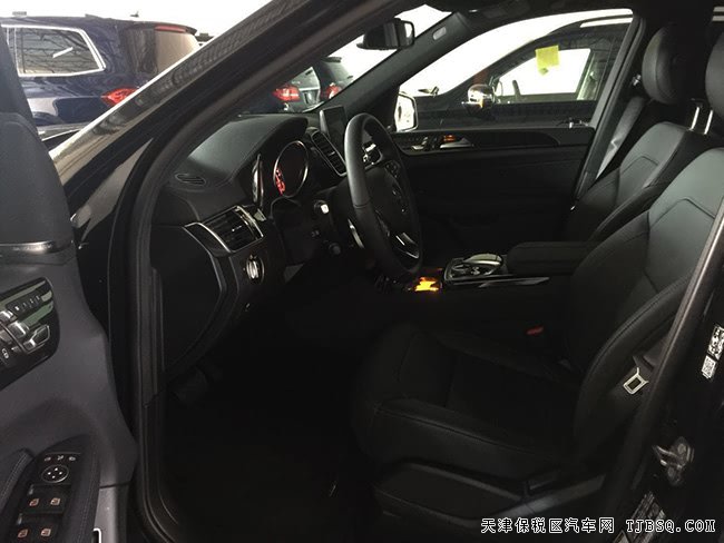 2018款奔驰GLS450加规版 经典7座SUV现车震撼让利