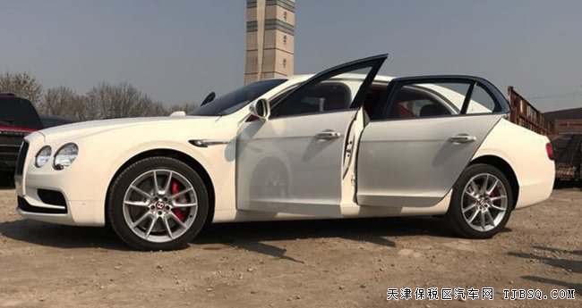 18款宾利飞驰V8S欧规版 20轮/天窗/5座/舒适包现车260万