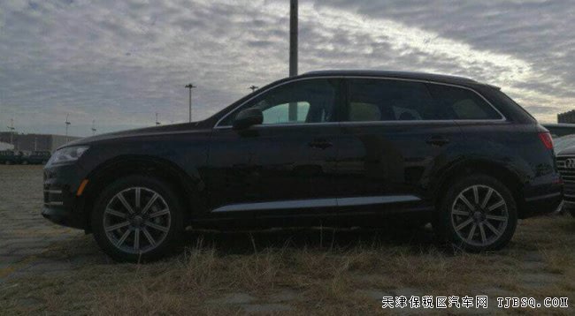 平行进口车18款奥迪Q7加拿大版 20轮/全景/七座现车62万