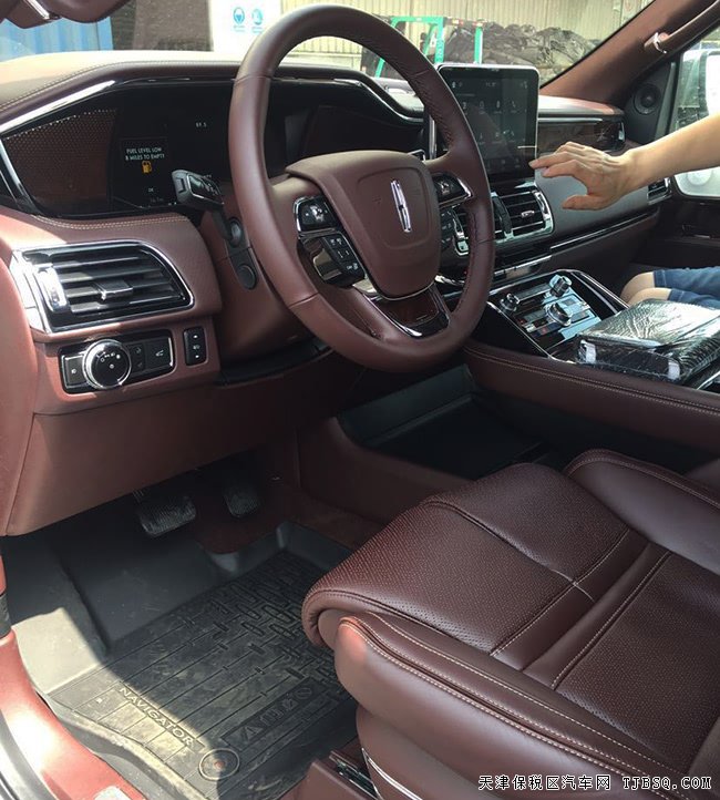 2018款林肯领航员3.5T美规版 天津港现车优惠酬宾