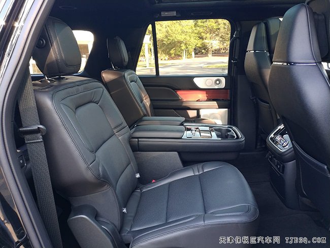 18款林肯领航员3.5T加规版 200A/22轮/科技包现车120万
