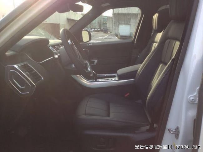 2019款路虎揽胜运动汽油版 全景/视觉包/驾辅包现车82万
