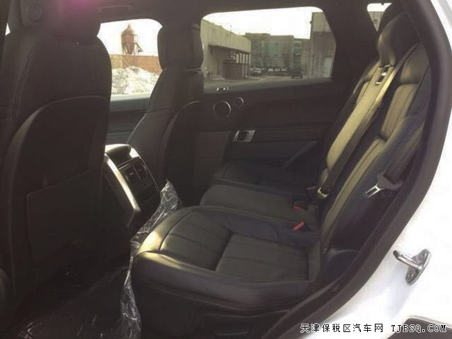 2019款路虎揽胜运动汽油版 全景/视觉包/驾辅包现车82万