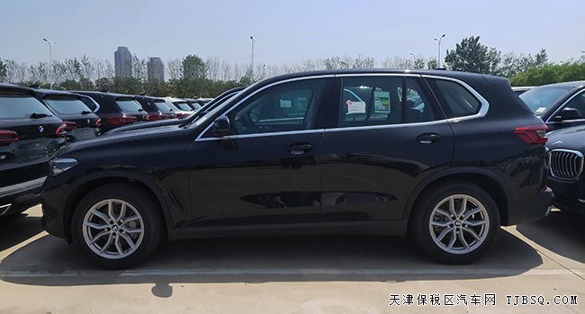 平行进口车19款宝马X5中东版 19轮/全景/环影现车72万