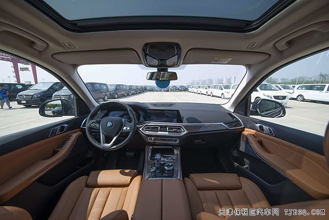 平行进口车19款宝马X5中东版 19轮/全景/环影现车72万