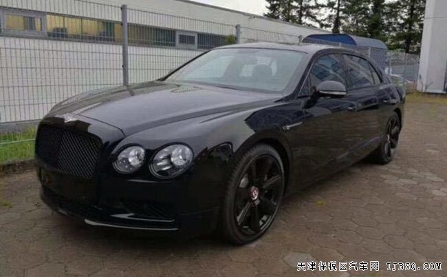 2018款宾利飞驰V8S欧规版 21轮/熏黑大灯/天窗现车285万