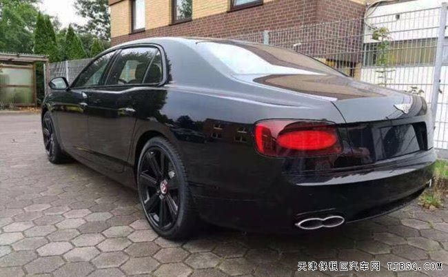 2018款宾利飞驰V8S欧规版 21轮/熏黑大灯/天窗现车285万