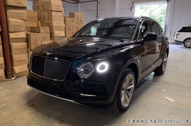 2019款宾利添越4.0T汽油版 21轮/全景/电吸门现车240万