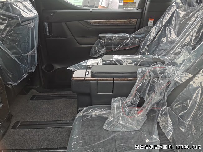 19款丰田埃尔法保姆车 18轮/航空座椅/全景现车103.5万