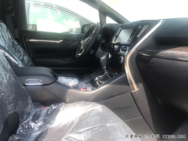 19款丰田埃尔法3.5L尊贵版 航空座椅/全景天窗现车102万