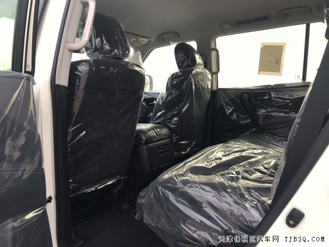 19款日产途乐Y62中东版 后差速锁/差速器/18轮现车43万