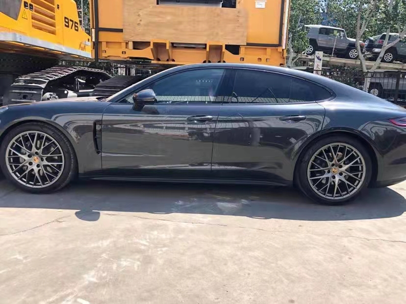 保时捷Panamera 20款 百万豪车首选天津港